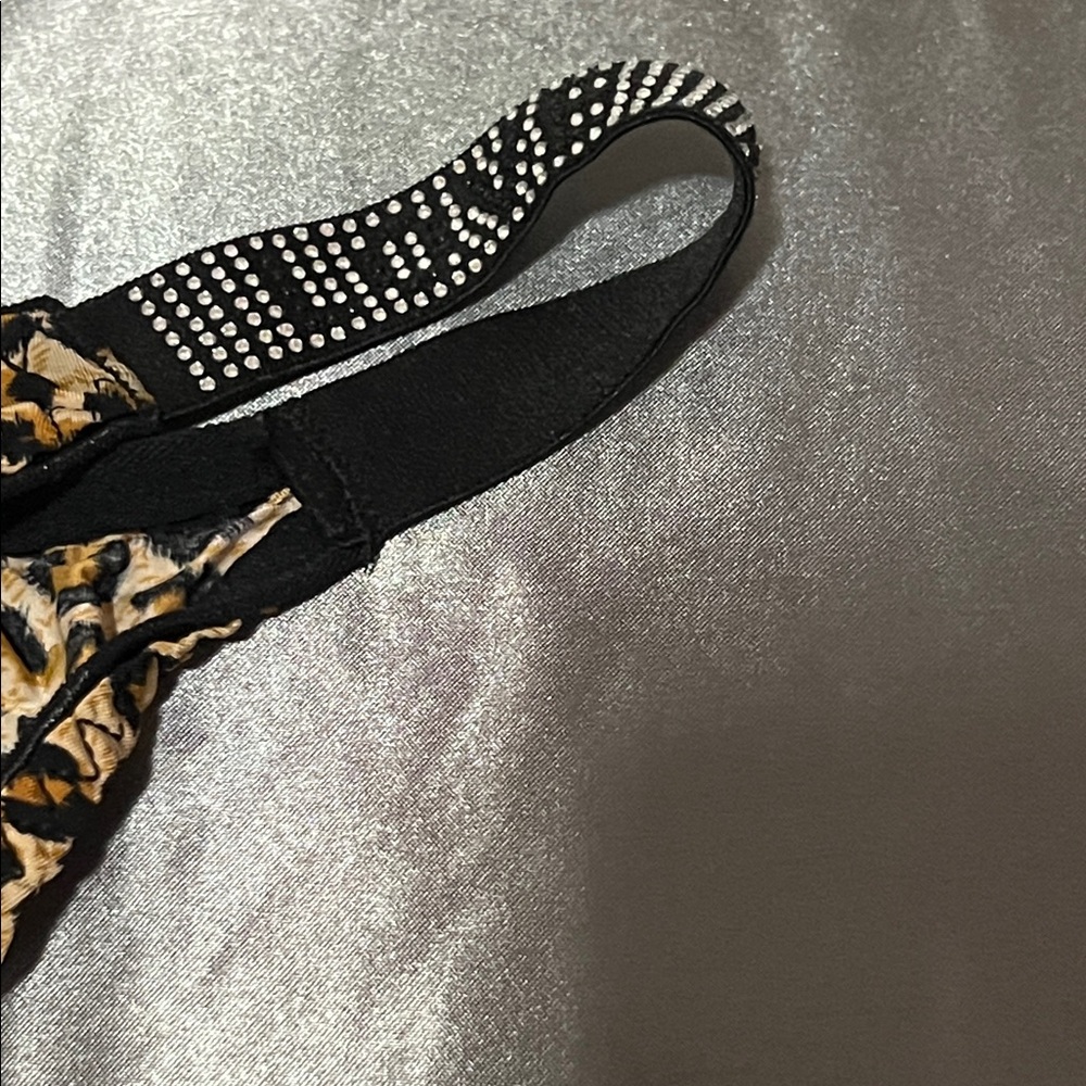 Leopard Print Thong with Rhinestone Elastic - Picture 7 of 8